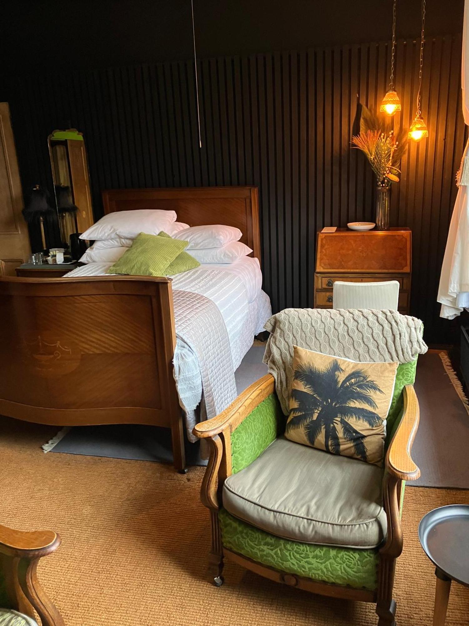 Cornerstones Guest House Sale Eksteriør billede